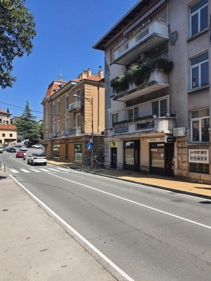 Family Apartment Center Opatija Extérieur photo