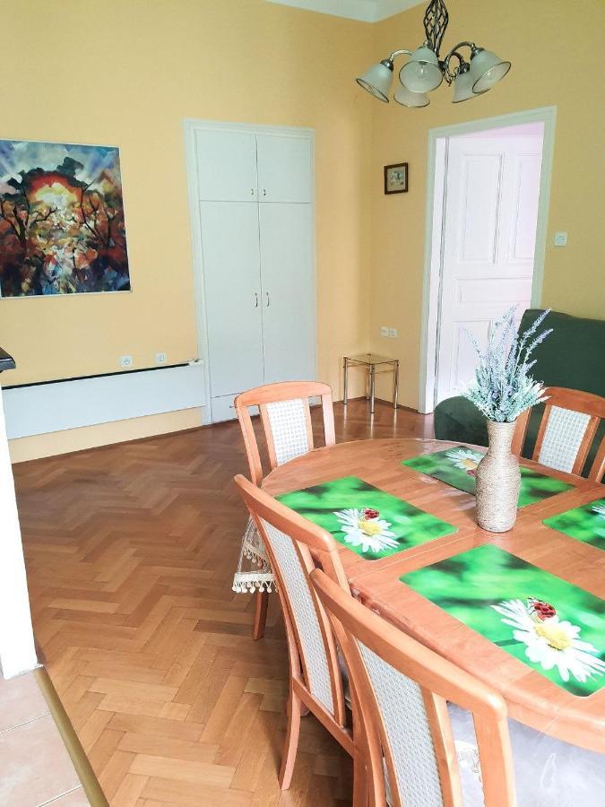 Family Apartment Center Opatija Extérieur photo