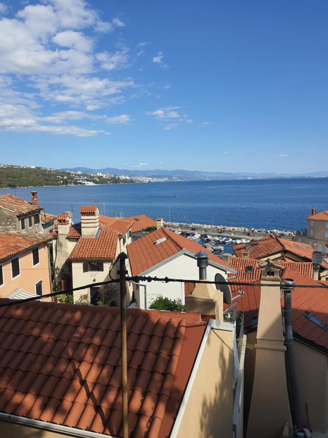 Family Apartment Center Opatija Extérieur photo